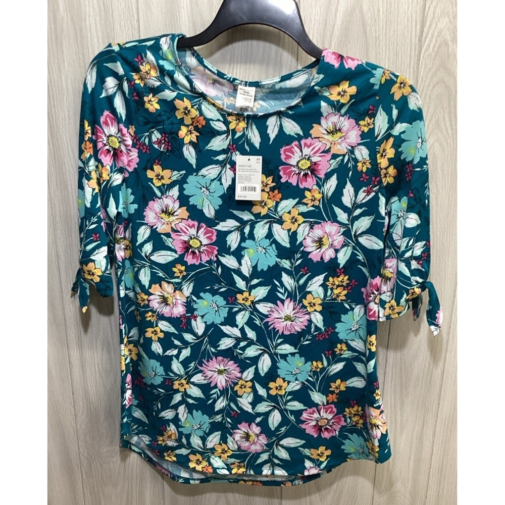 WEST LOOP Women's (Size M) 1/2 Sleeve Accent Round Neck‎ Floral Shirt Stretch